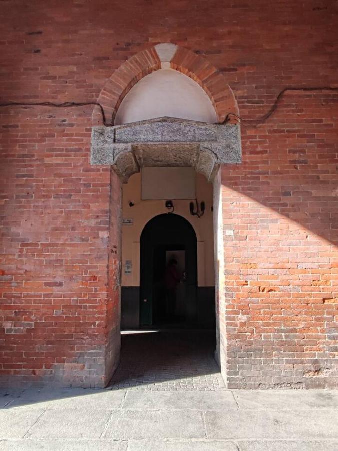 Ticinese 38 - Incantevole Appartamento Nel Centro ミラノ エクステリア 写真